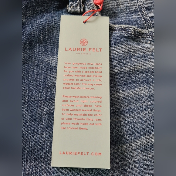 LAURIE FELT |LOS ANGELES | CLASSIC BOOT CUT |W/VITAL STRETCH TECHNOLOGY| SIZE 6P - Picture 4 of 16